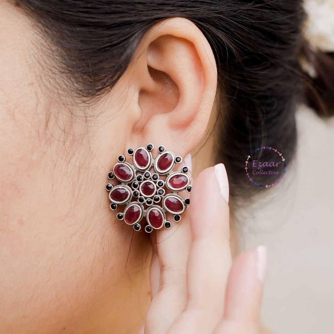 Sanvi Earrings - Maroon