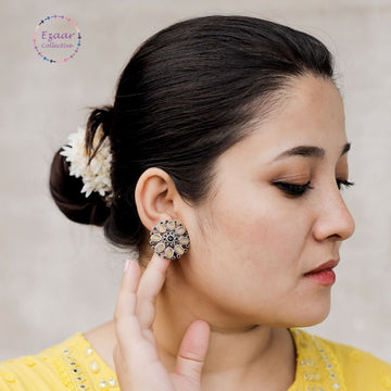 Sanvi Earrings - Beige