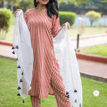 Plain Kota Doria Dupatta with blue embroidered mirror work