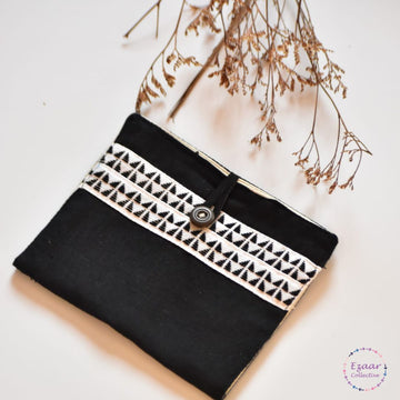 Sanitary Pad Pouches-Black and White (Eri)